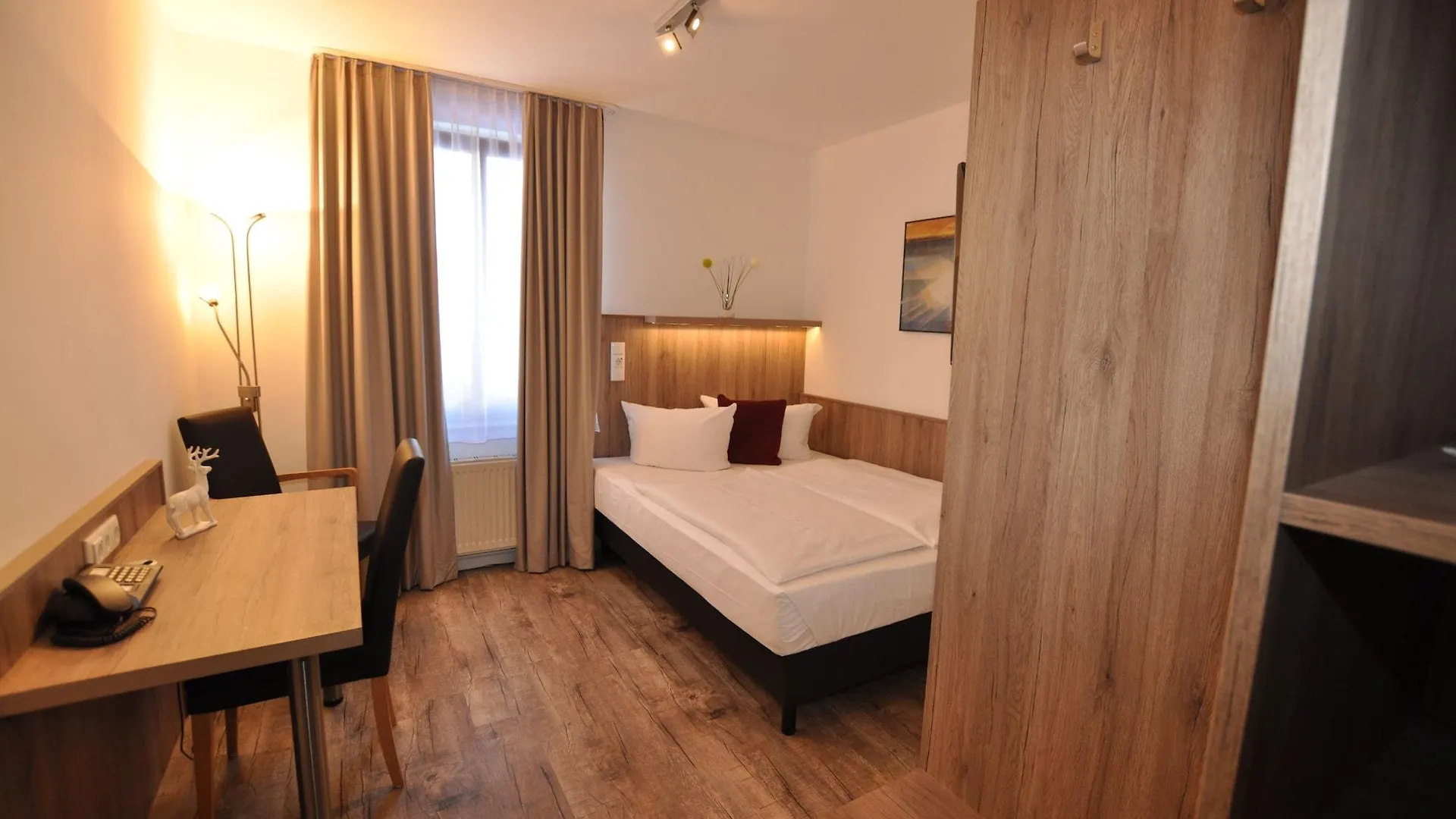 Hotel Perlach Allee By Blattl Munich