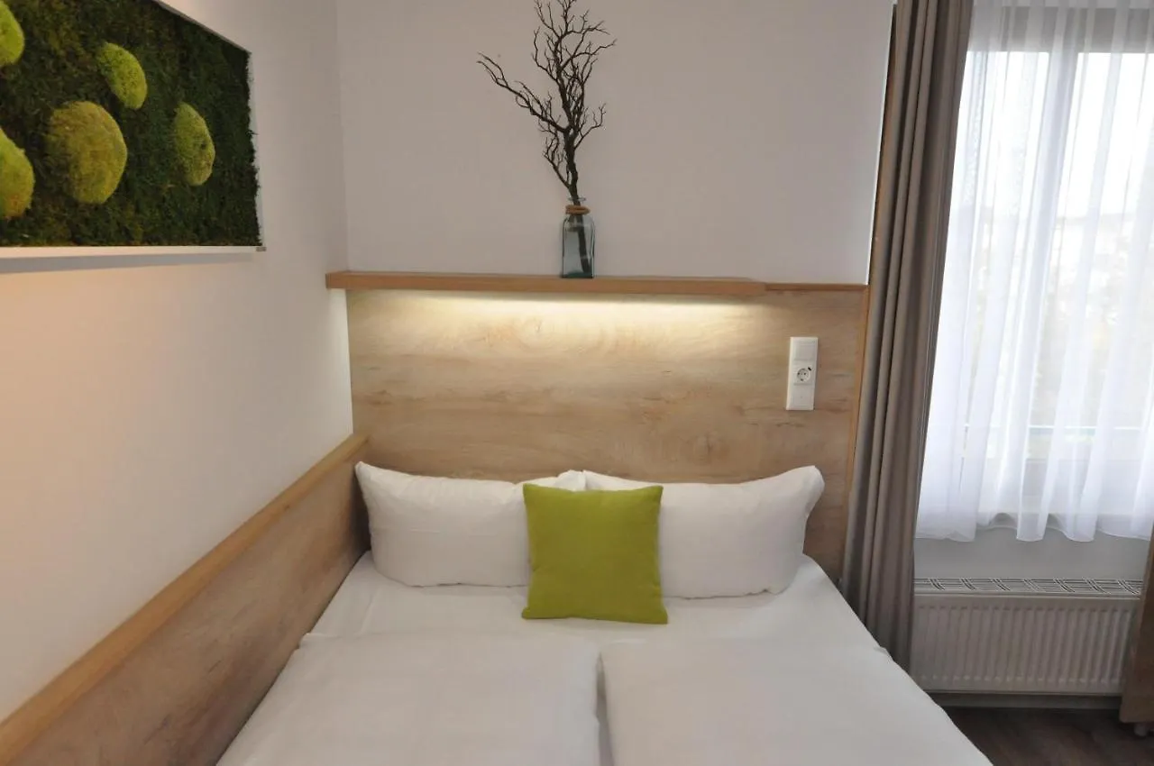 Hotel Perlach Allee By Blattl Munich 3*,
